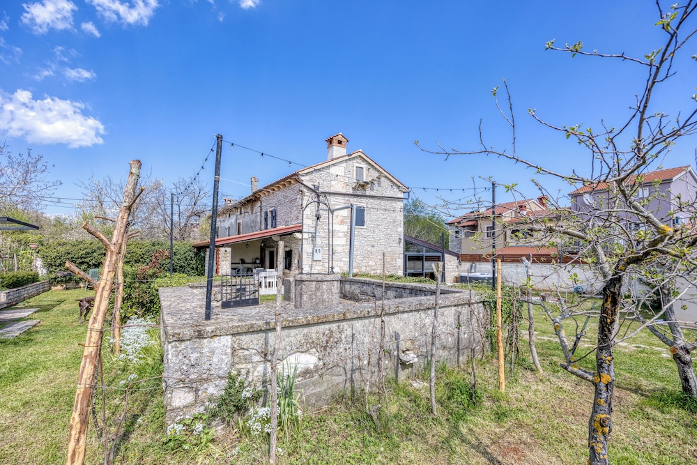 Villa Capadinka With Whirlpool