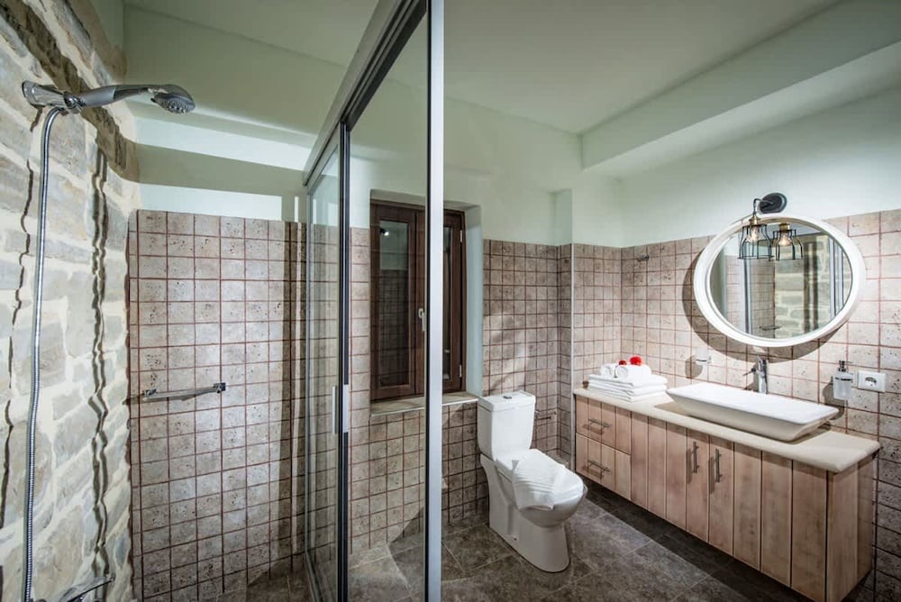 Phaistos Villas - Villa Kastalia Poolside Retreat