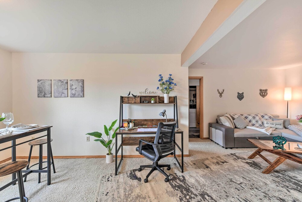 Juneau Vacations - Juneau Apartment - Walk to Hiking  Breweries - Property Image 11