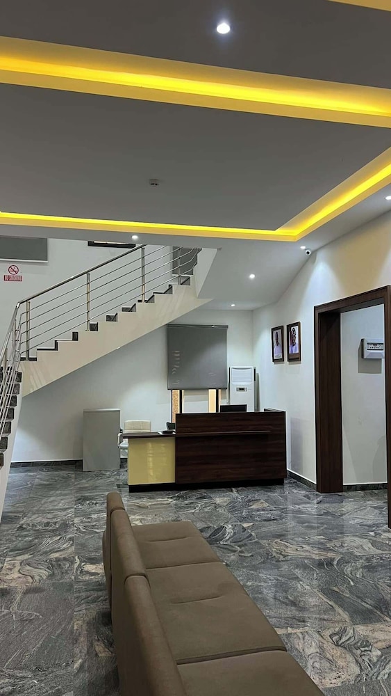 CITY DEN APARTMENT