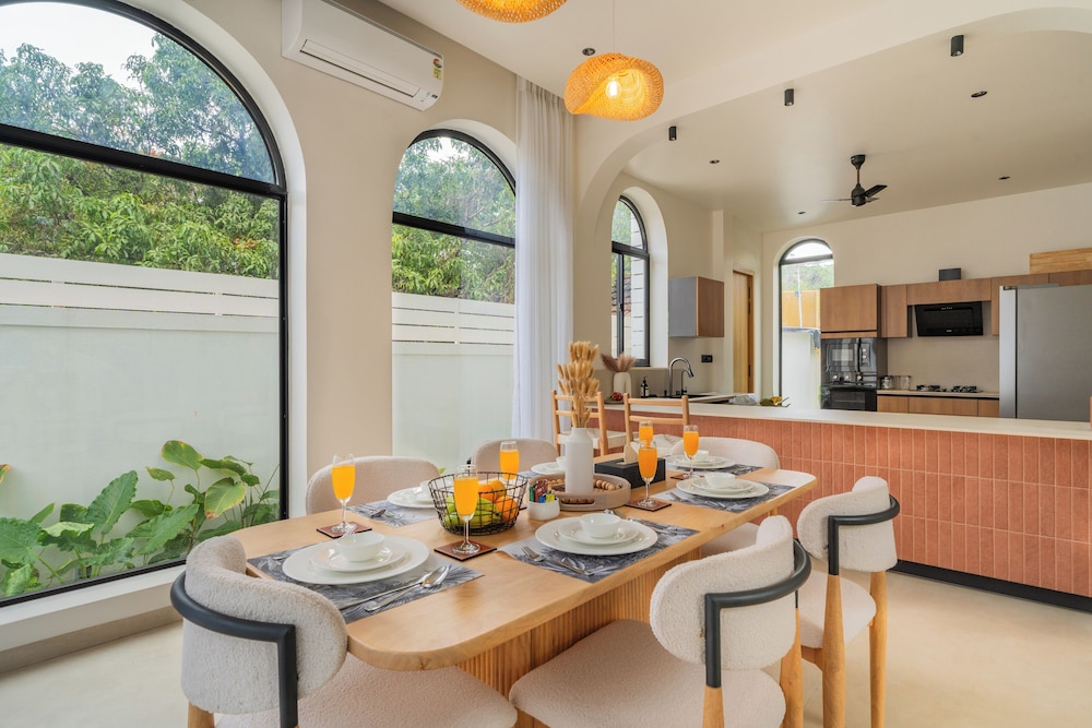 ELIVAAS Ekam | Luxe 4 BHK Villa With Pvt Pool & Patio