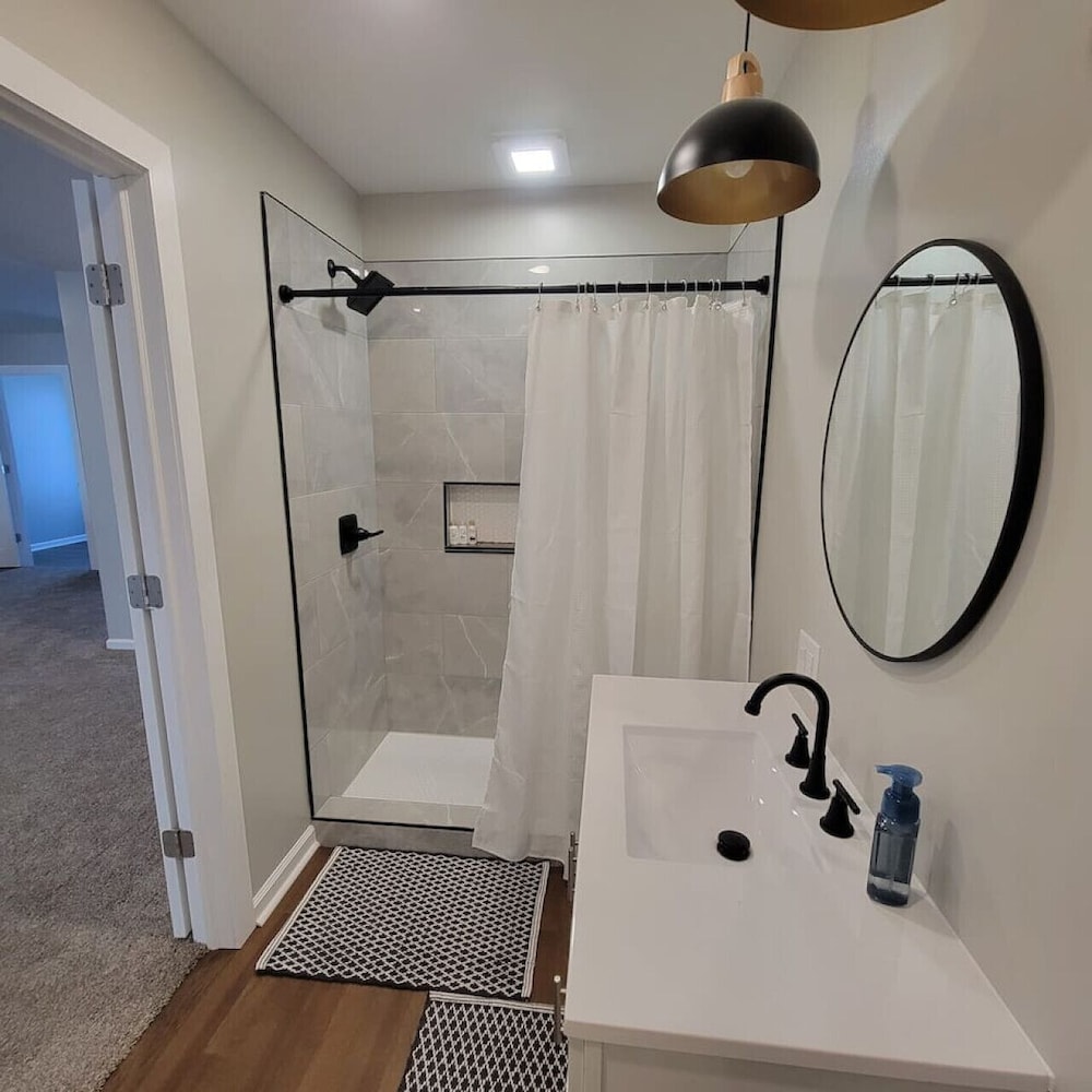Luxury Downtown Indy Spa Bath Coffee Bars