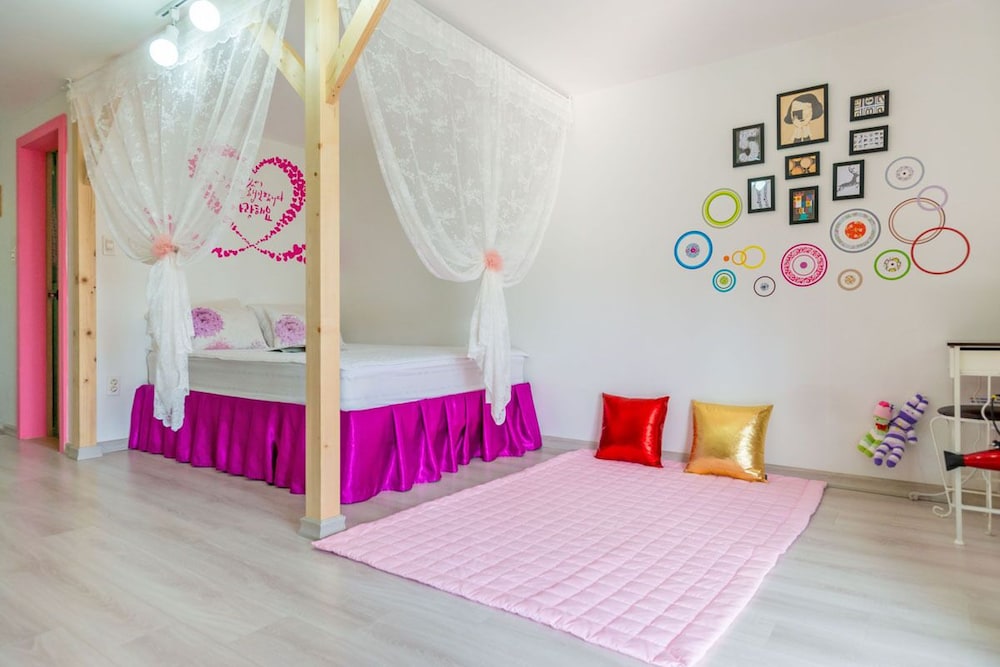 Goseong Sunshine Home Pension