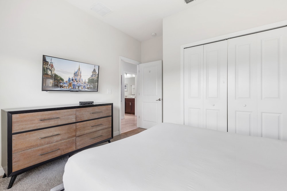 8917 Stinger Drive