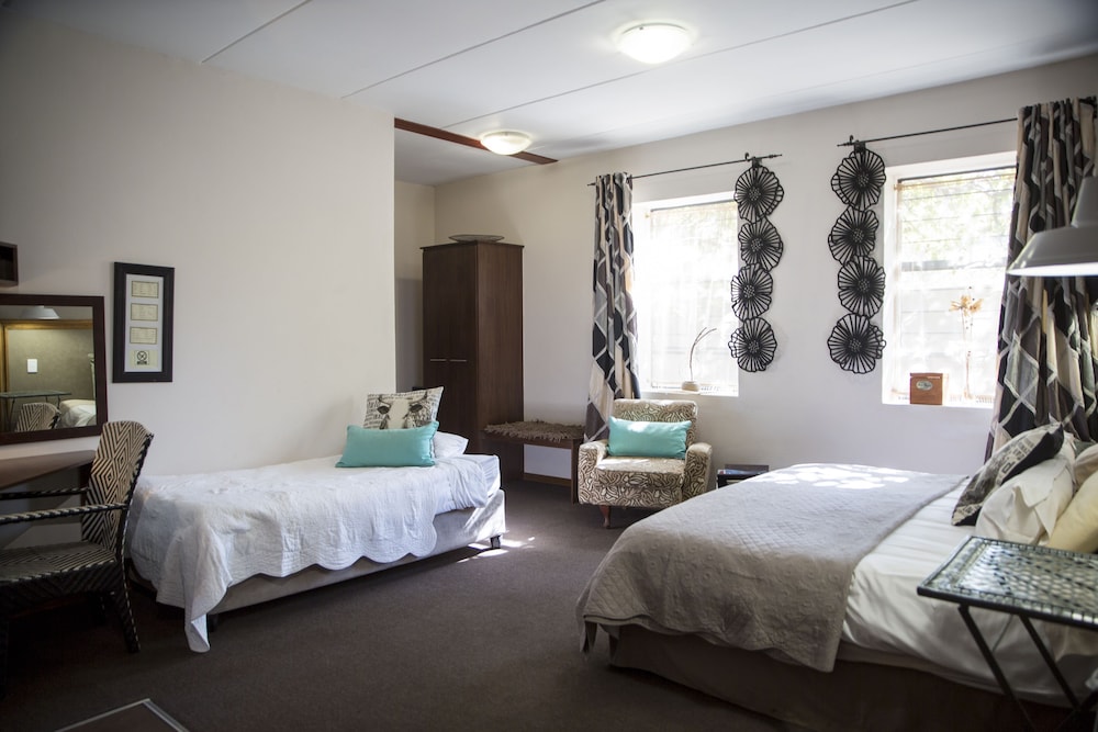 Ons Dorpshuis Guest House