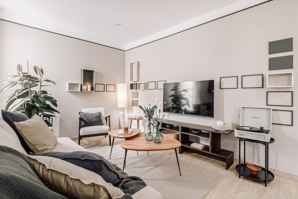 Agate - 2 Bedrooms in Trafalgar