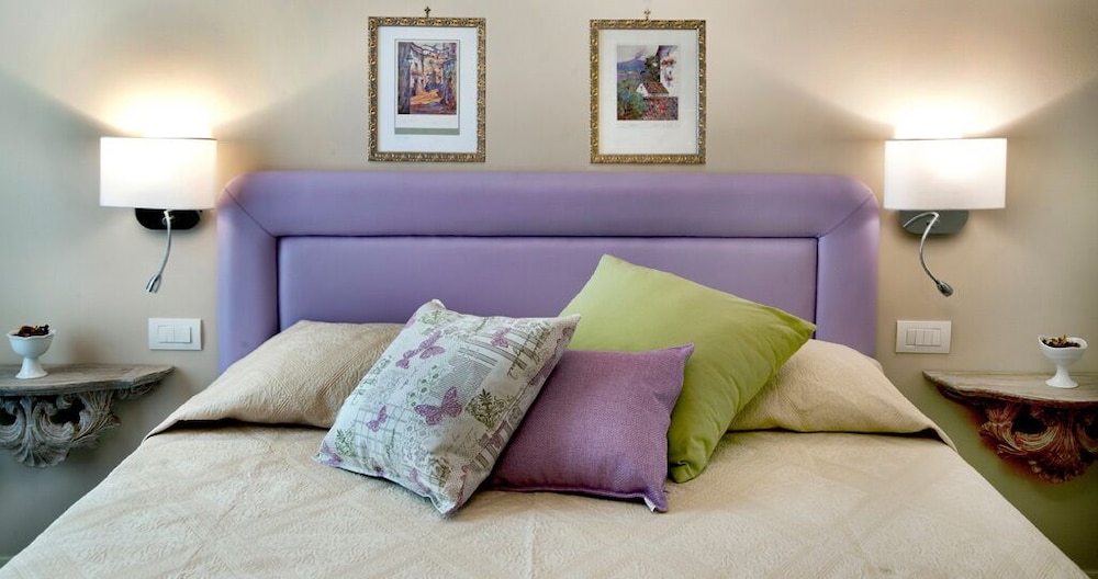 Porta Di Mezzo Luxury suites and rooms