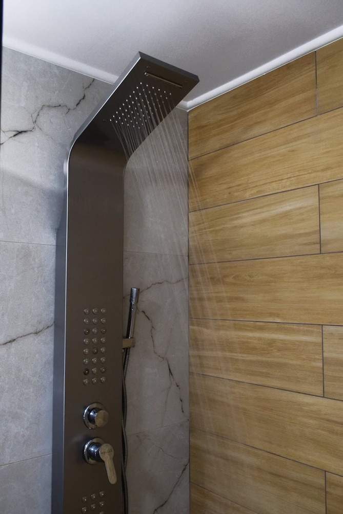 Lavish Living Suite Heraklion Crete