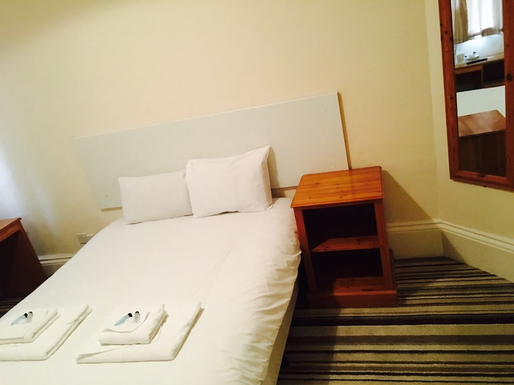 The Tudor House Hotel