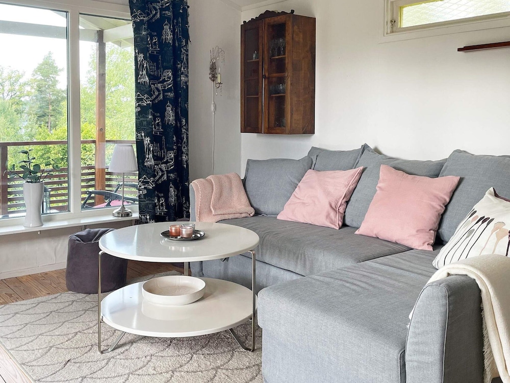 6 Person Holiday Home in Granna view 5