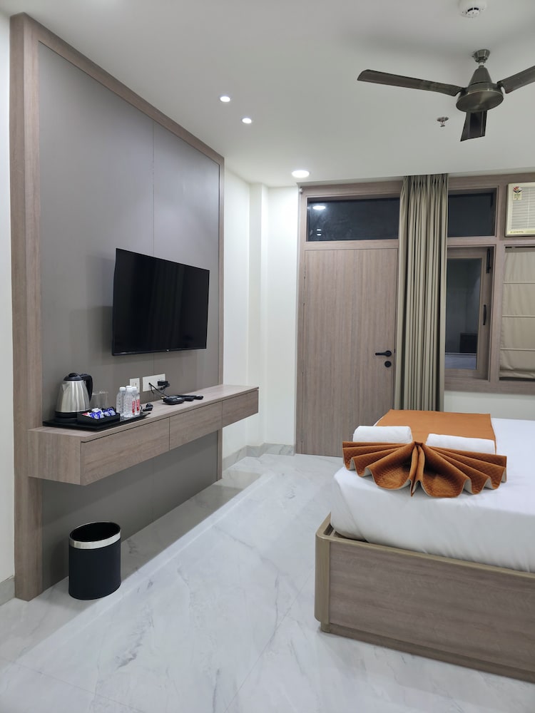 Bawa Hotel