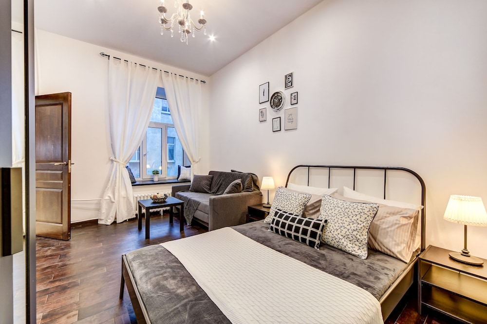 Apartments Vesta on the Dmitrov view 4