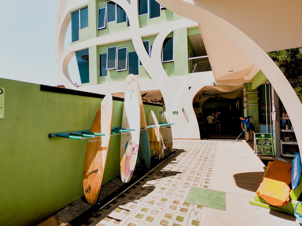 Room2Board Hostel and Surf School