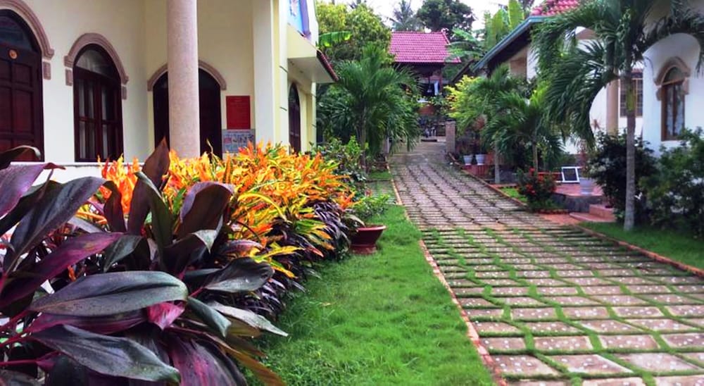 Ha Nga Bungalow