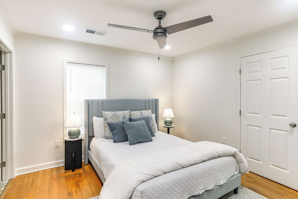 2 Mi to Ole Miss: Modern Home in Historic District