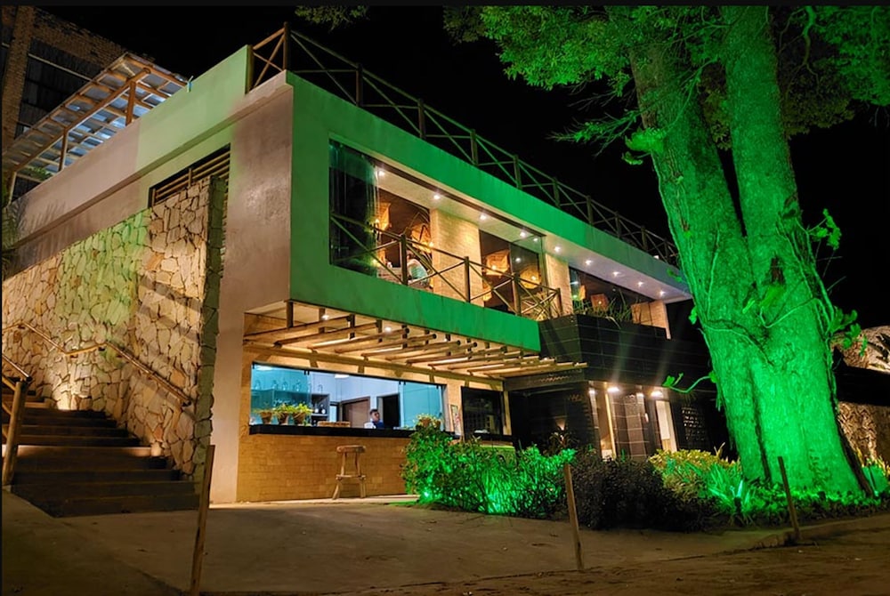 Hotel Pousada Vila de Taipa - Image 1