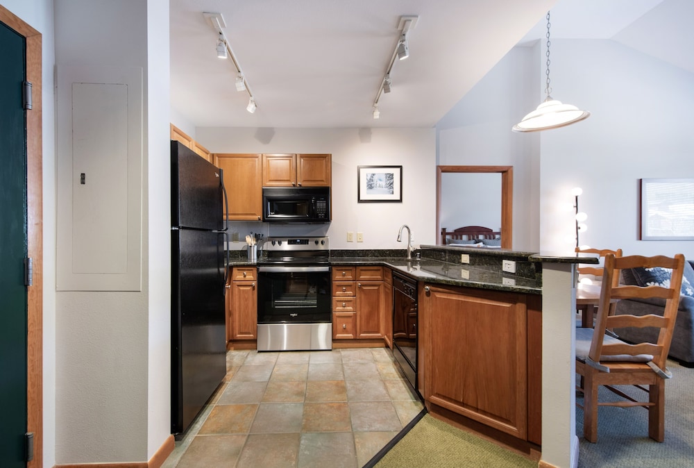 Winter Park Resort Lodging - Zephyr Mountain Condos