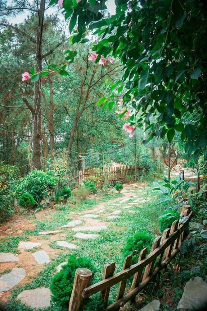 U Lesa Retreat Nha Ben Rung