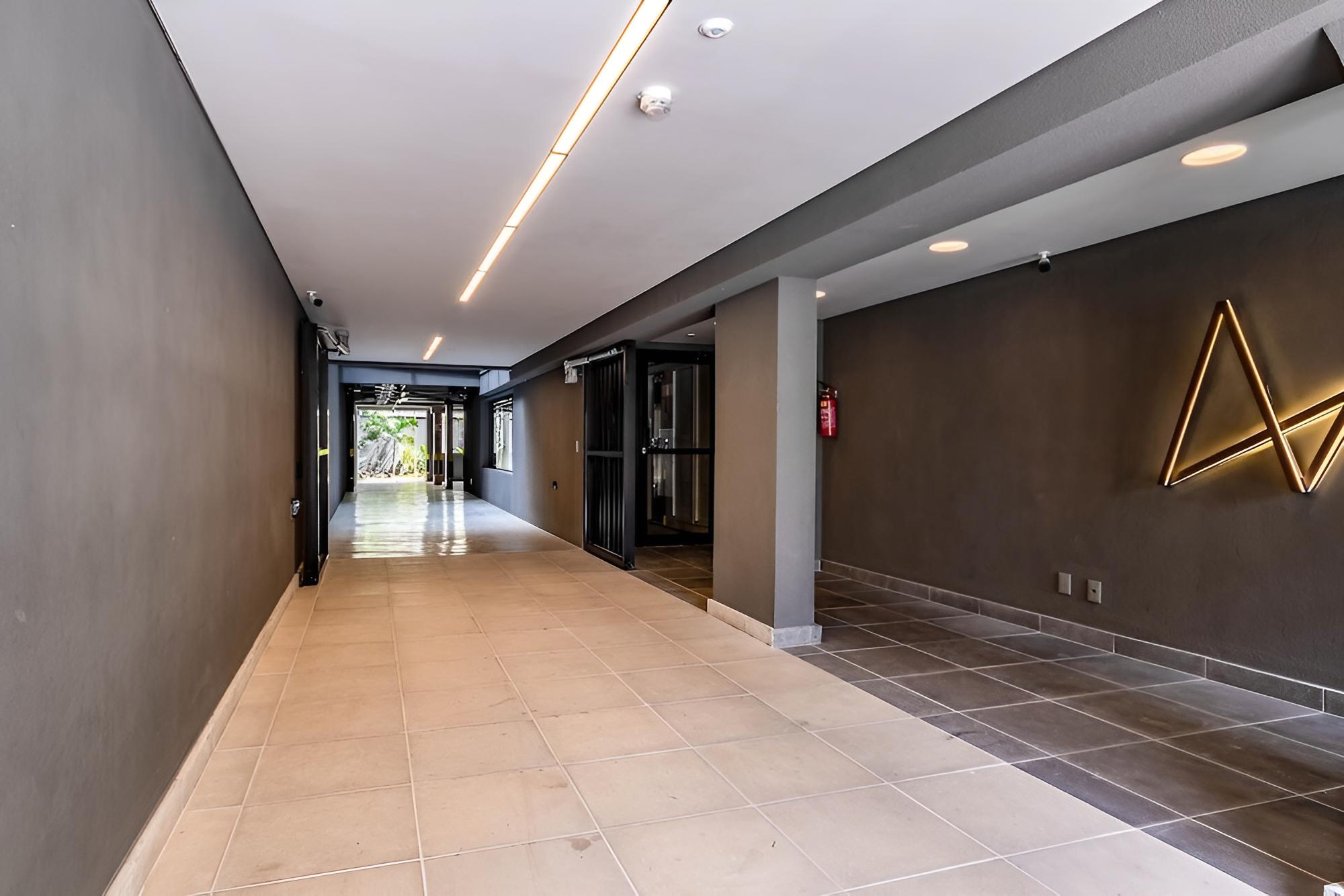 OBA PRIME 2 - ITAIM Apartamento Casal