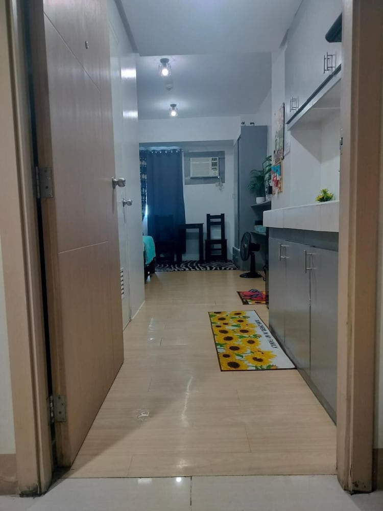 Cozy City View Condo in Quezon City - Your Home Away From Home