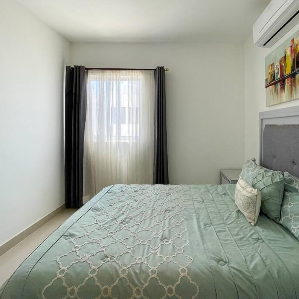 Prime Location House at Cerritos Great Price