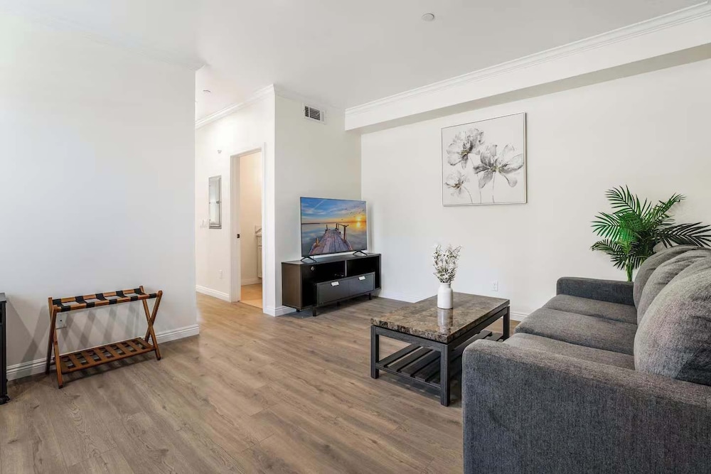 Elegant Pasadena Homew Patio Parking Near Old Town