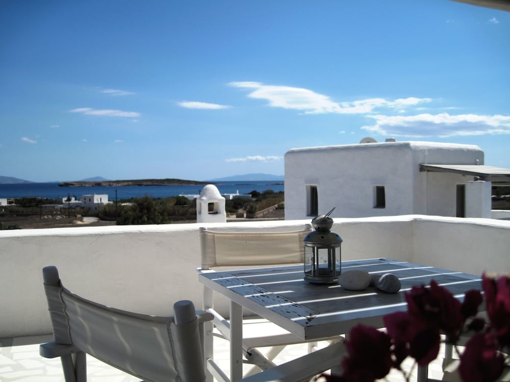 Aeraki Villas