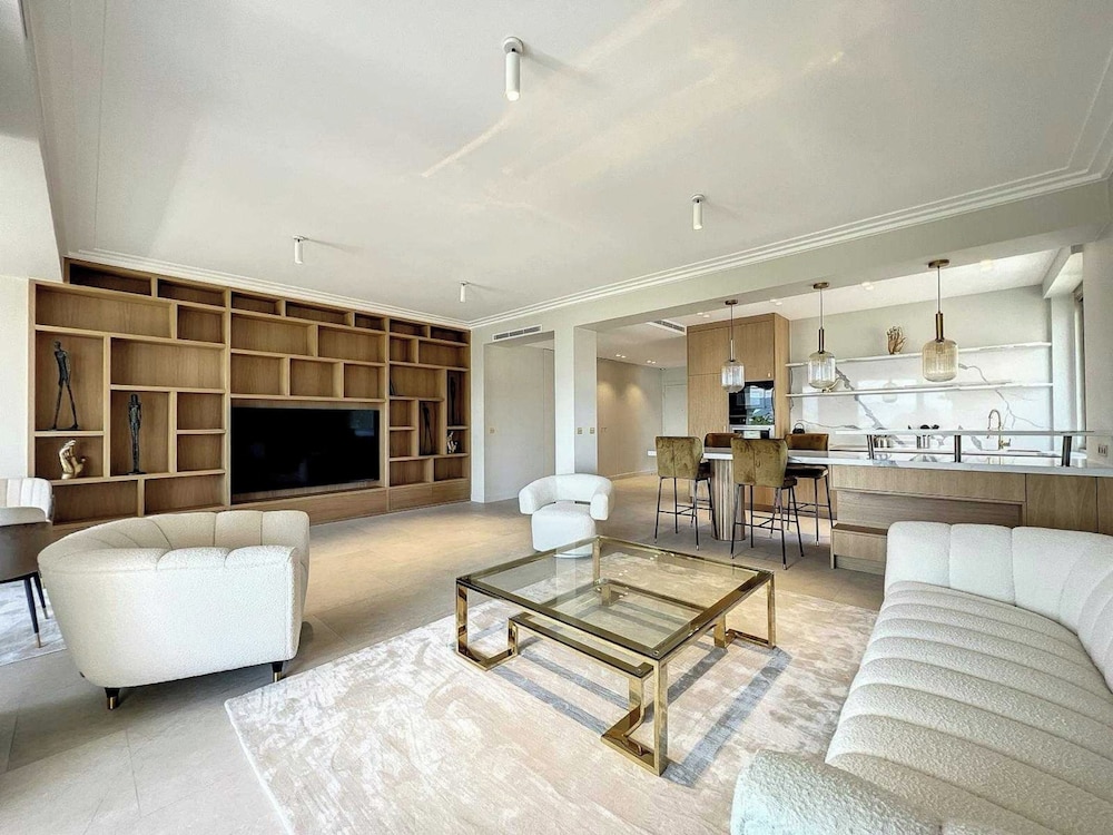Apartment With Sea View Terrace