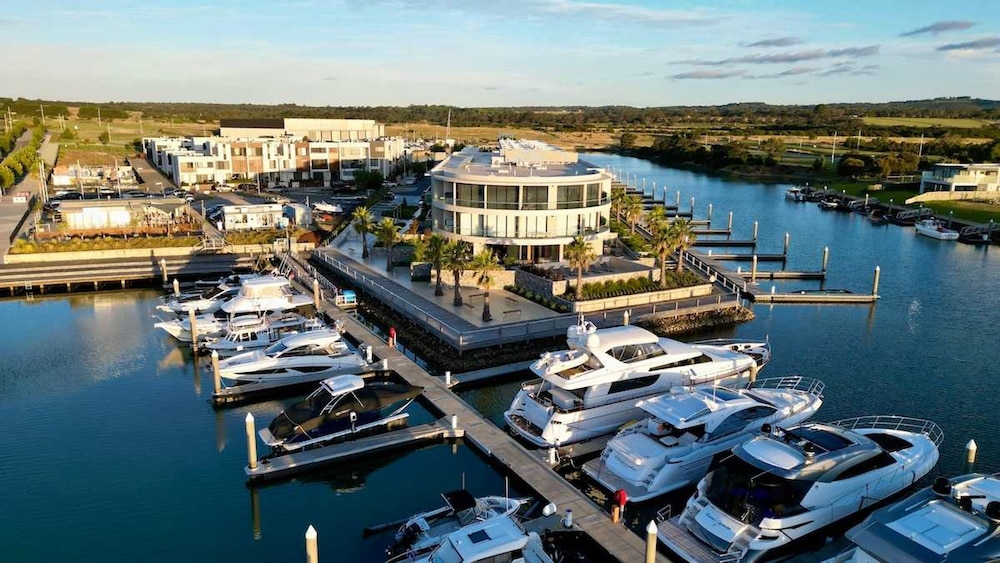 La Perla Marina Penthouse With Private Pool