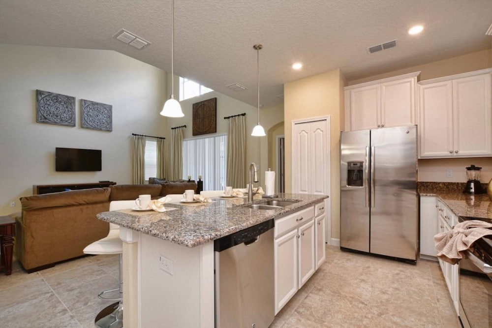 Paradise Palms Resort Orlando
