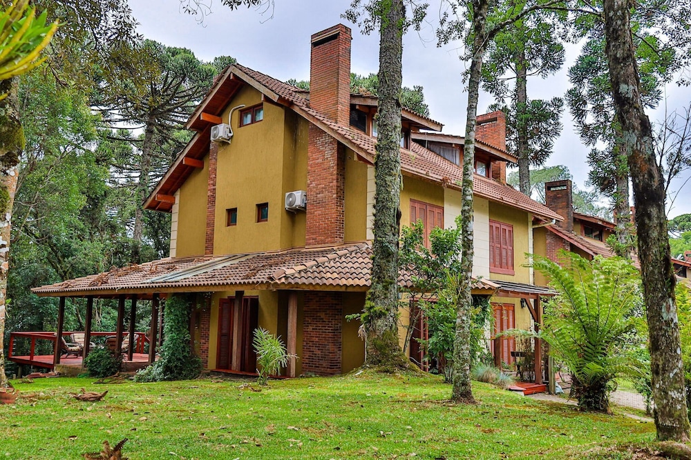 Locar-in Gramado Tríplex Laje de Pedra