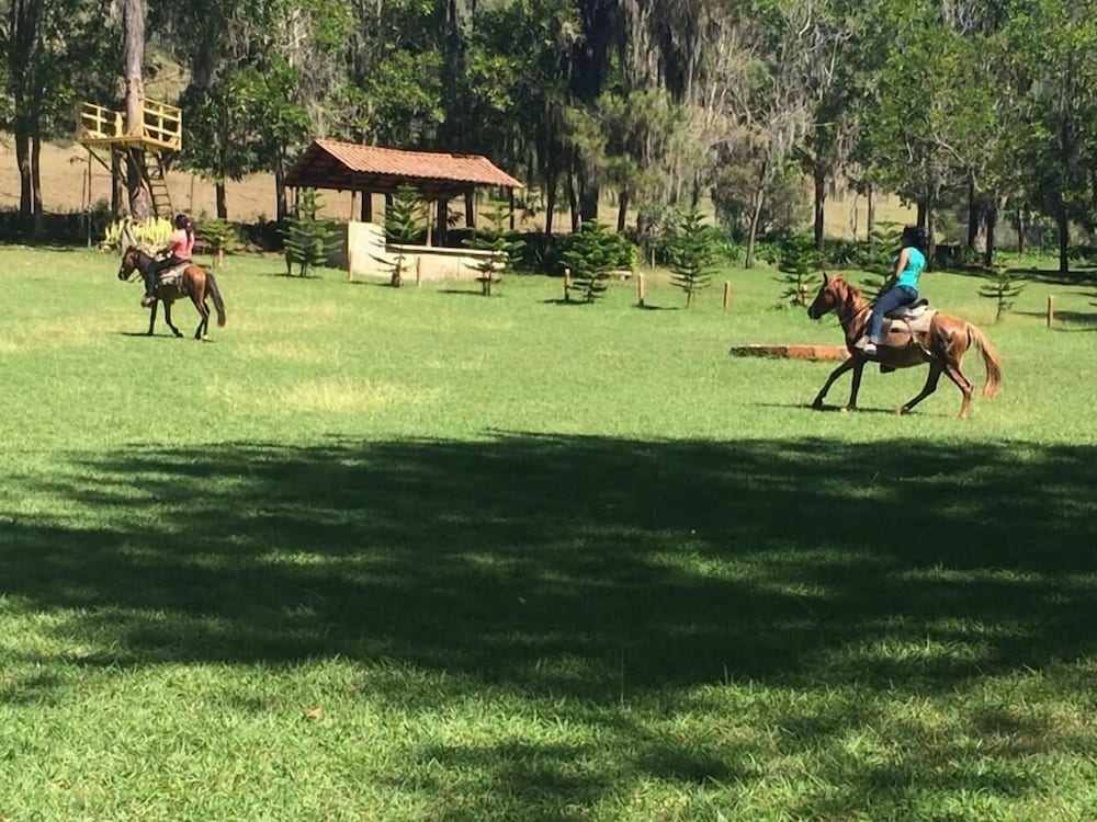 Altocerro Villas Hotel & Camping