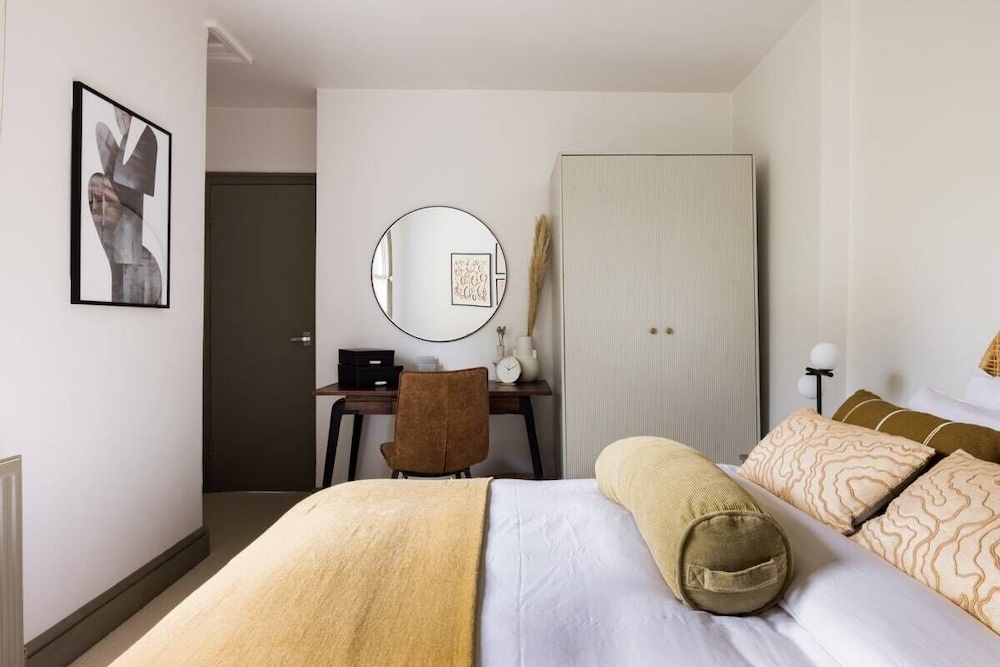 The Kensington And Chelsea Classic - Glamorous 2bdr Flat