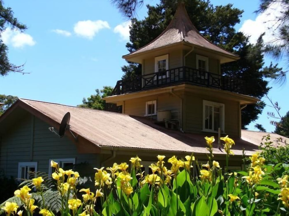 Pagoda Lodge