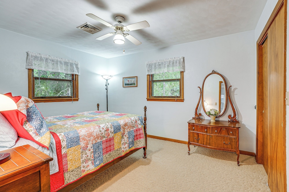 Fish, Hike & Golf: Countryside Retreat in Bluffton