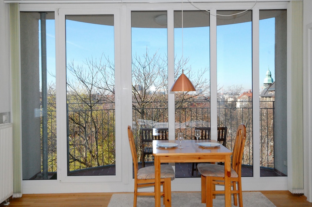 Parkview Apartments