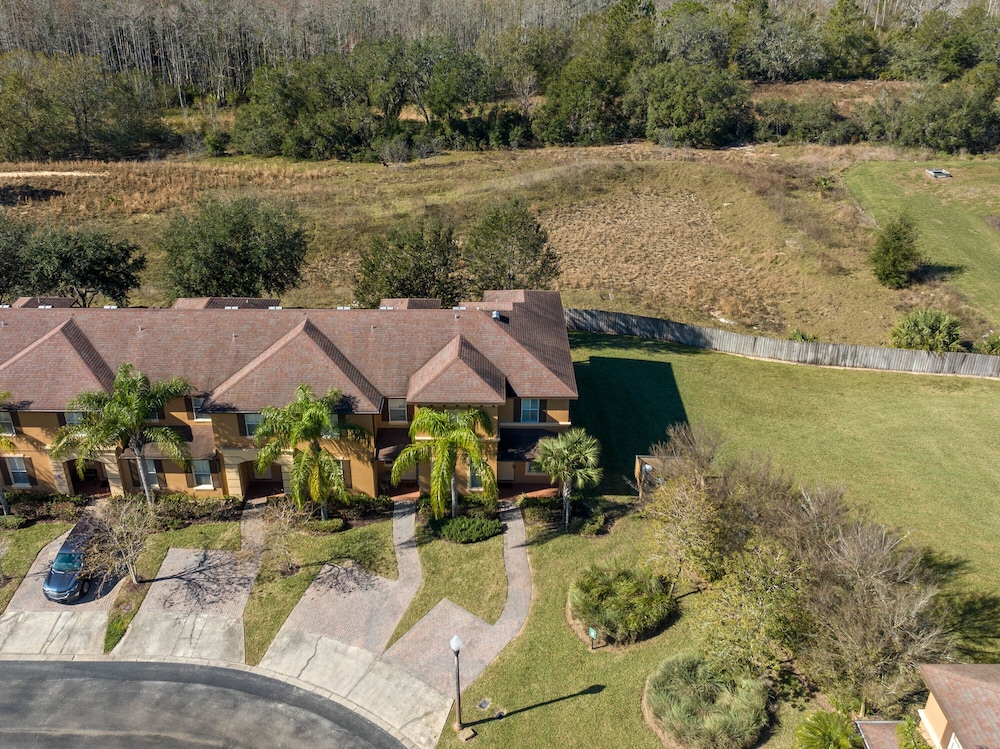 4 BDR in Regal Palms Resort!