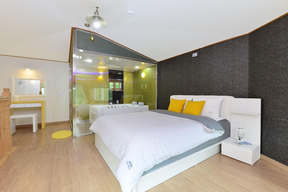 hotel room