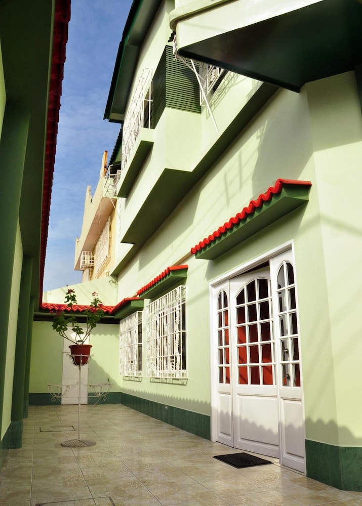 Jeshua Inn Guayaquil view 3