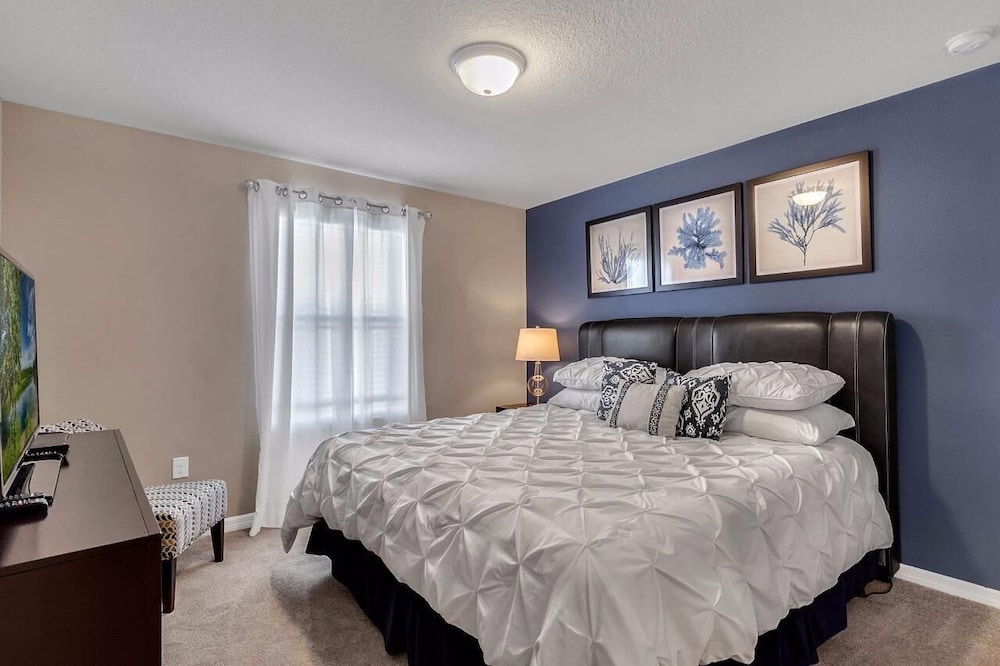 Luxurious Vacation Home With Private Pool!!! - Image 5