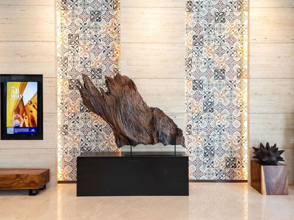 Mercure Singapore Bugis 66
