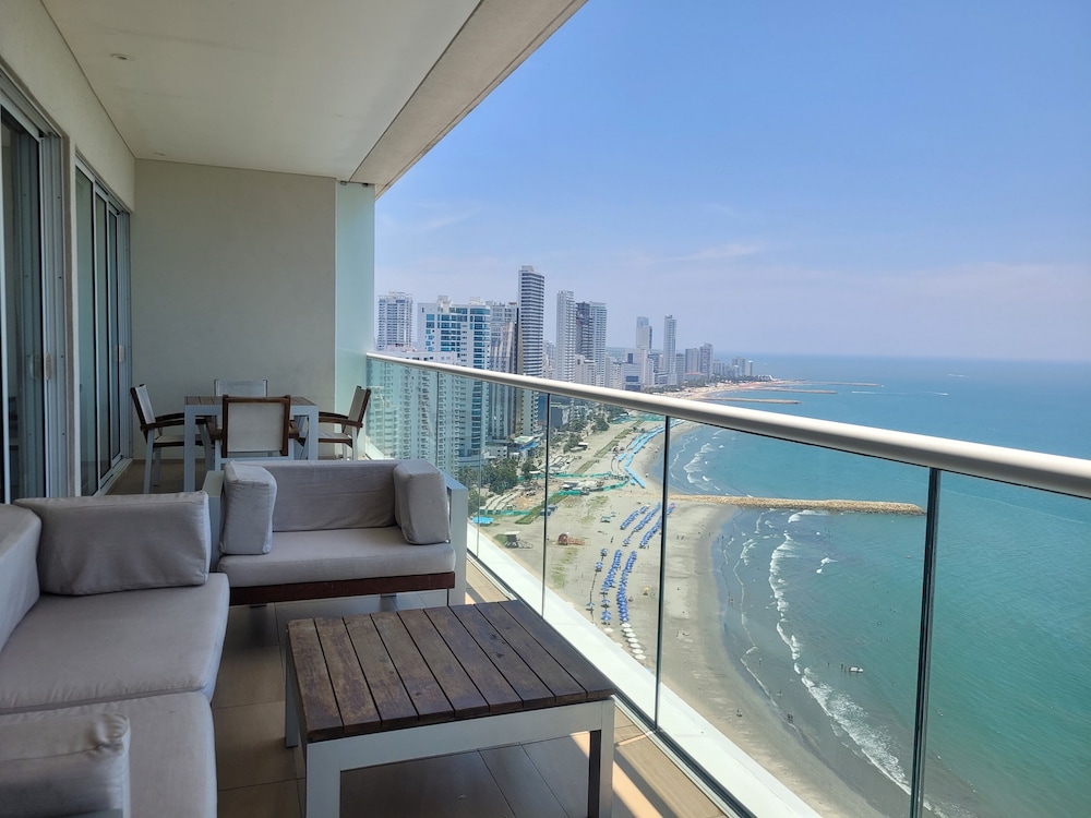 H2 Bocagrande Vista al Mar-Bahía