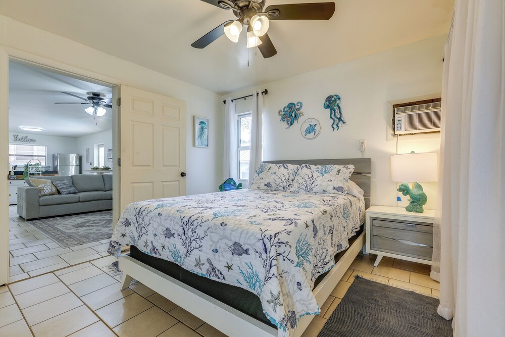 1 Block to Dtwn! Walkable Stay in Stuart