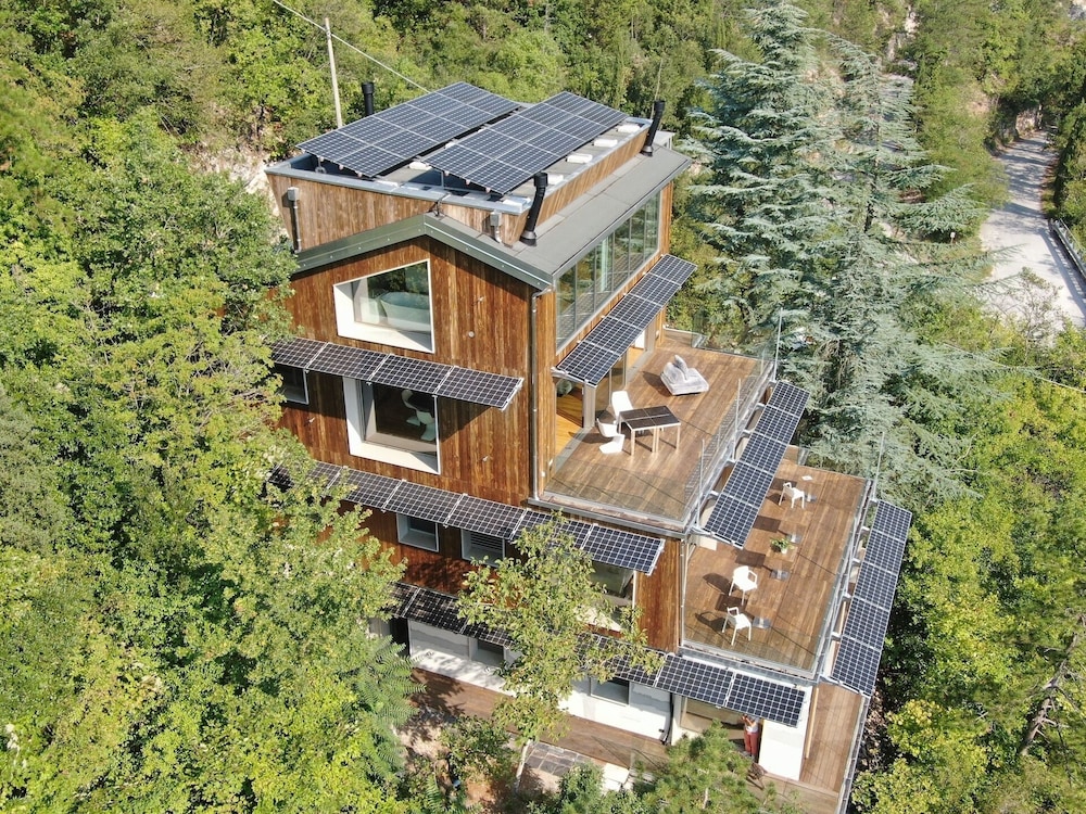 LA FORESTALE Luxury Ecolodge