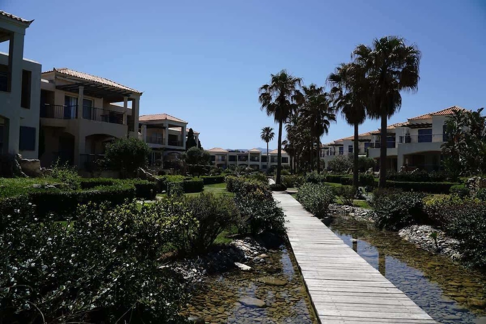Villa Elias 2BR Lower Apt with Pool