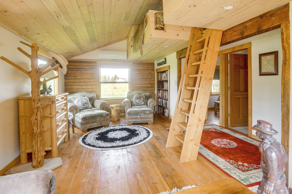 Fish, Hike & Ski: Ririe Retreat w/ Kayaks!
