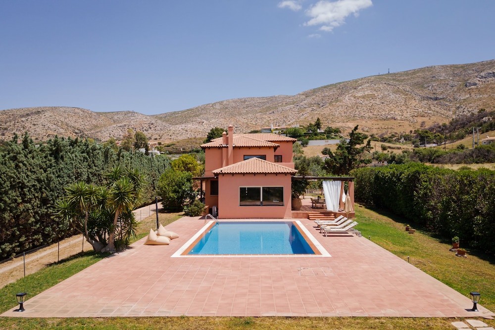 Calm Retreat Villa Lagonisi