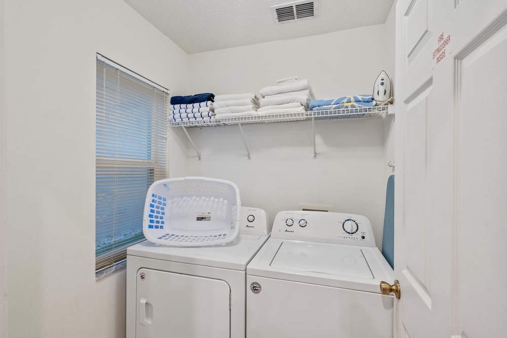 Windsor Palms Resort 4 Bedroom Pool Home + Game Room 4 Home