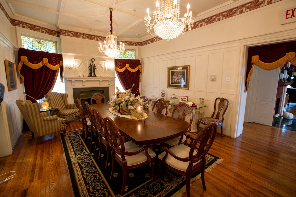 Boggs Mansion