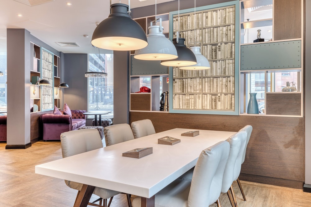 Premier Inn Dublin Cc North Docklands 3